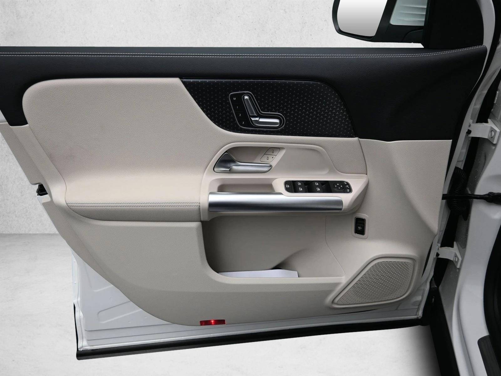 2025 MERCEDES-BENZ GLA-CLASS - Image 19