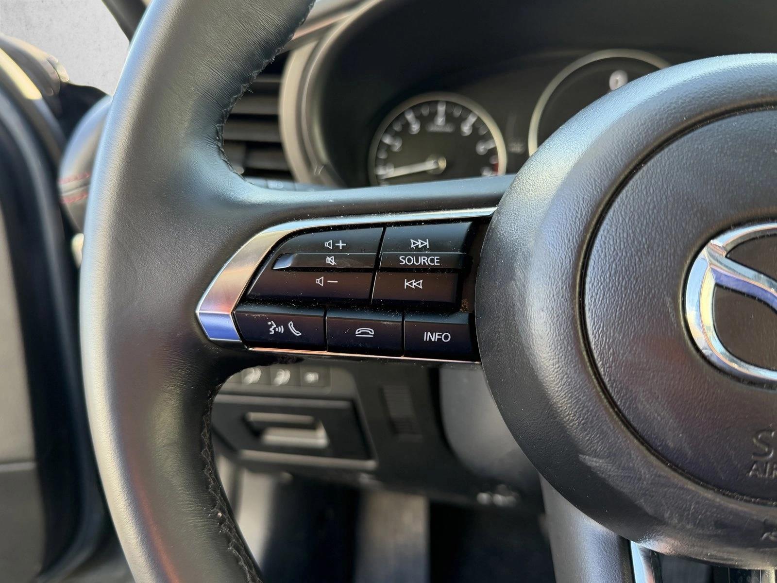 2025 MAZDA MAZDA3 - Image 12