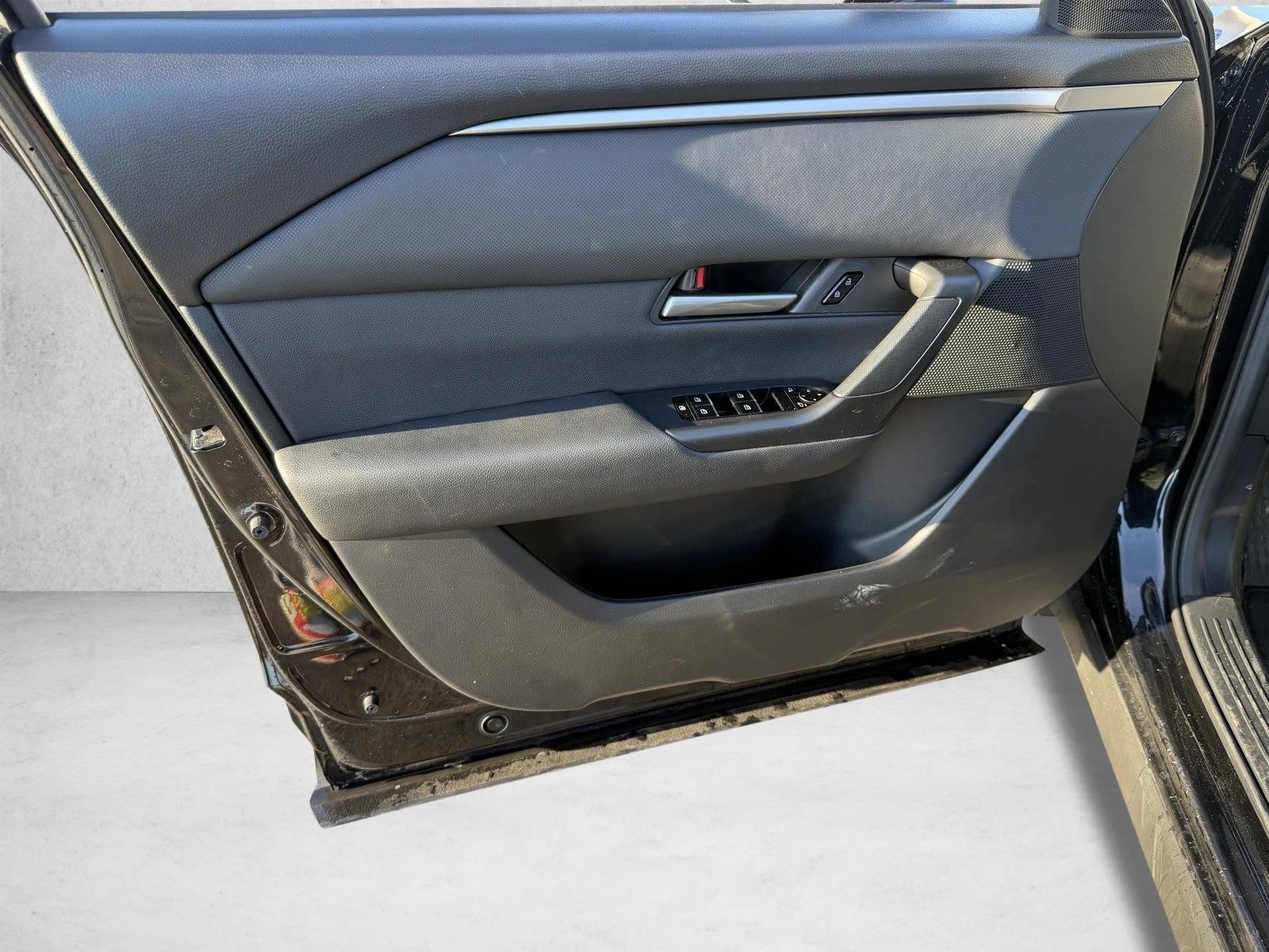 2025 MAZDA CX-50 - Image 12