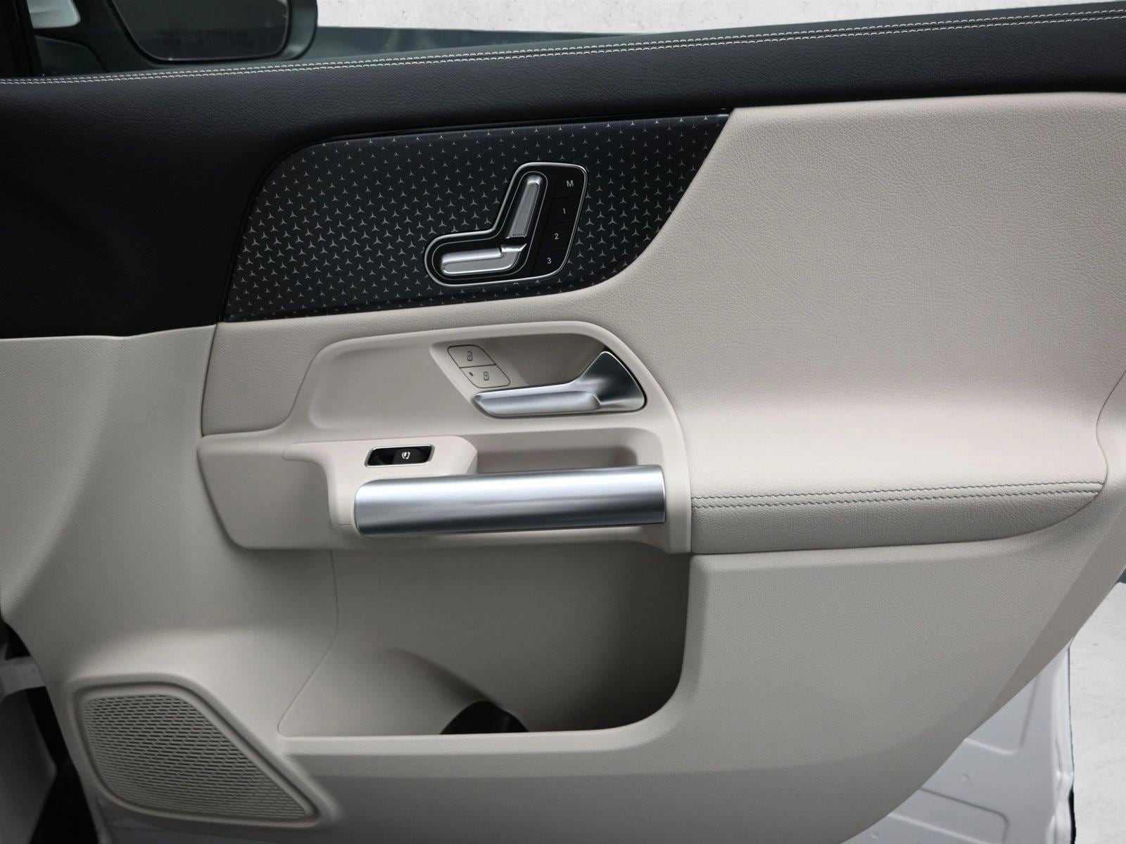 2025 MERCEDES-BENZ GLA-CLASS - Image 29