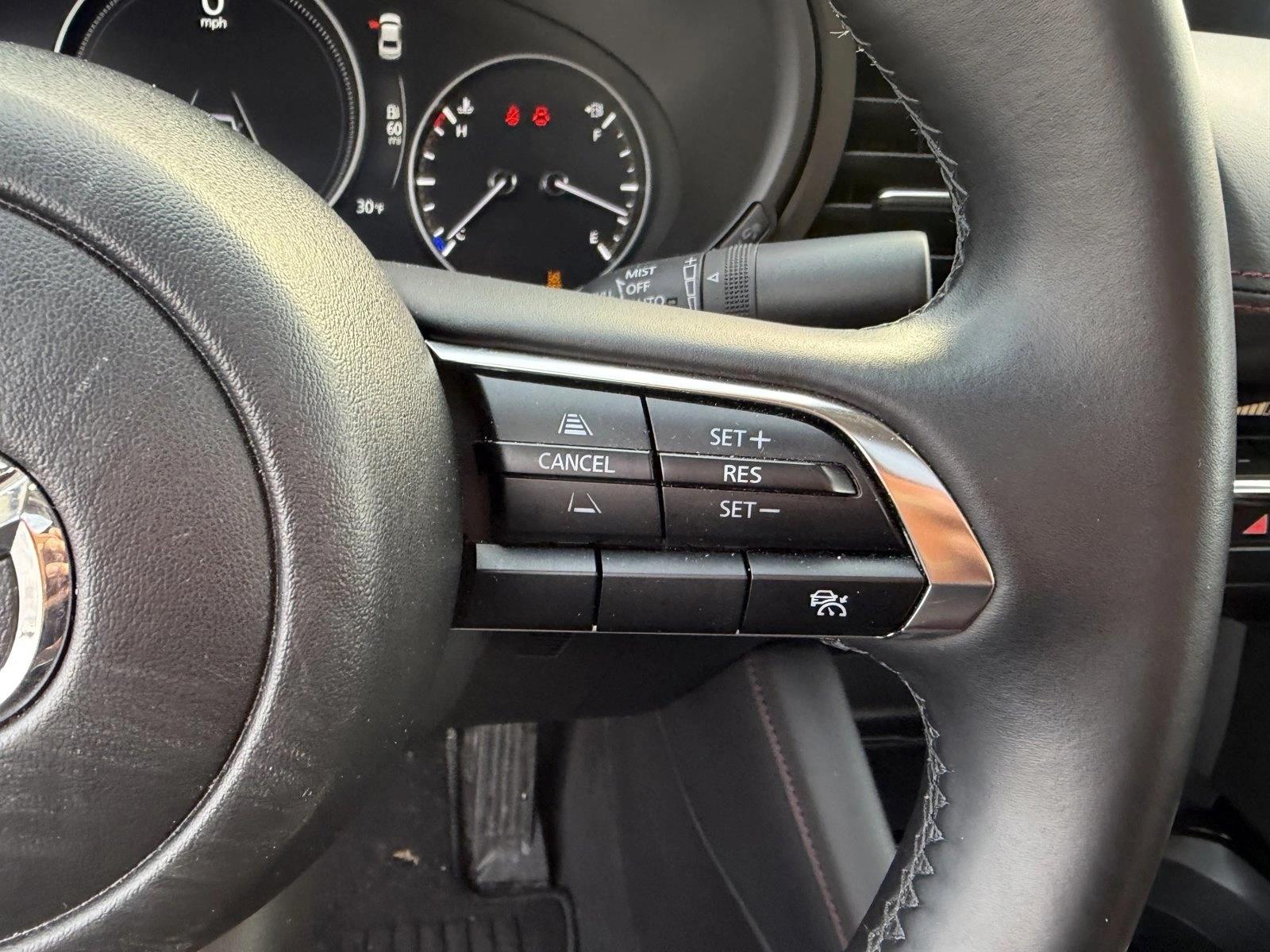 2025 MAZDA MAZDA3 - Image 17