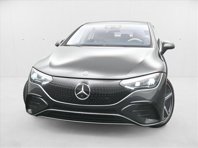 2025 Mercedes Benz 350 4MATIC photo 2