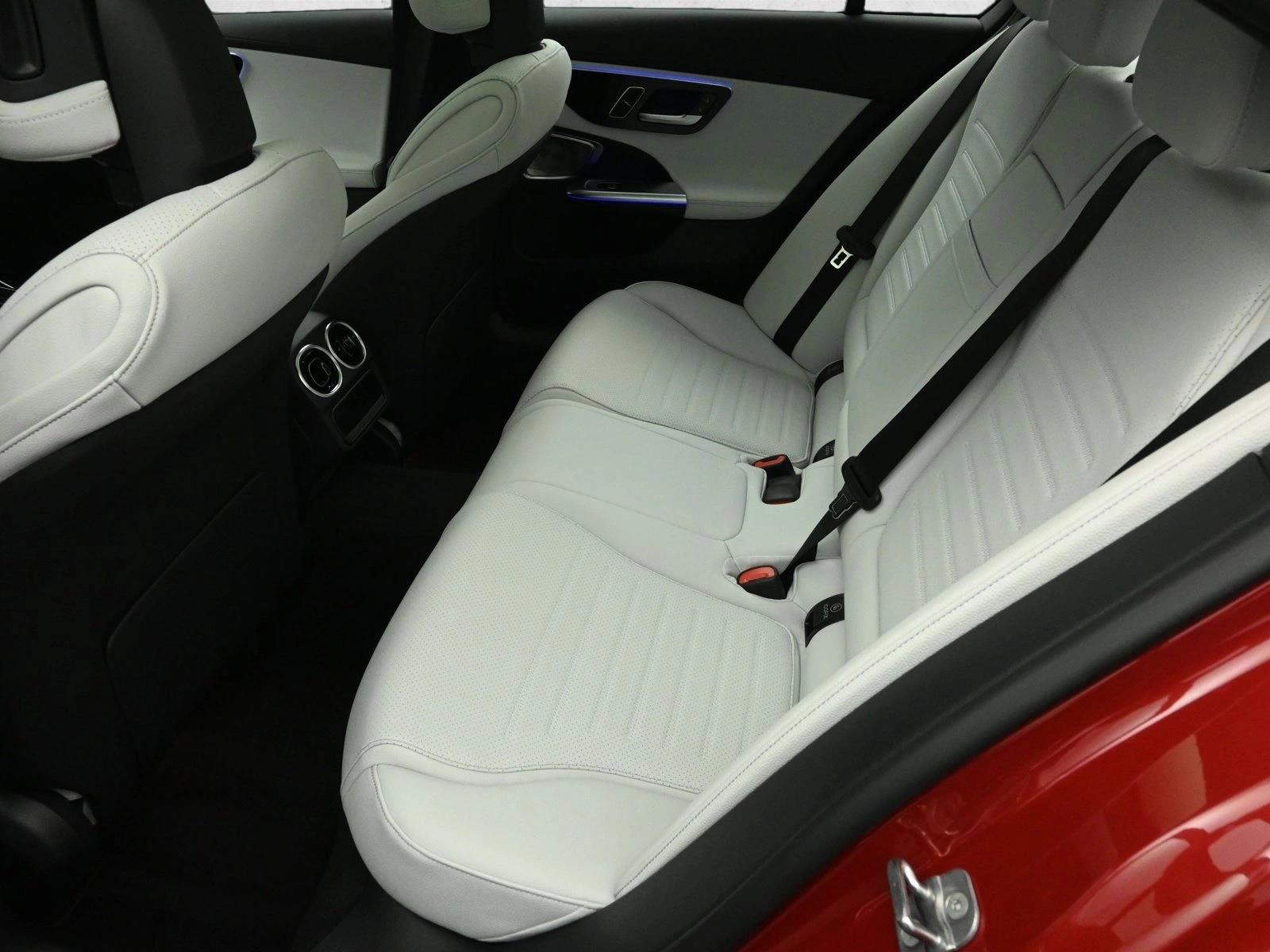 2025 MERCEDES-BENZ C-CLASS - Image 21