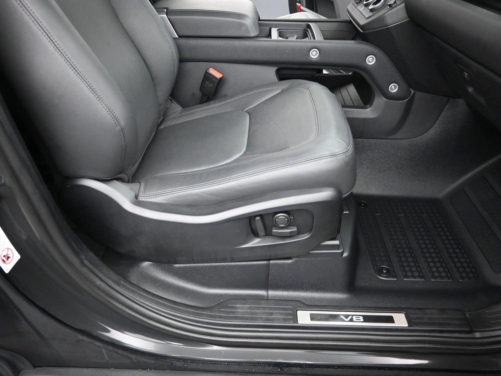 2024 LAND ROVER DEFENDER - Image 27