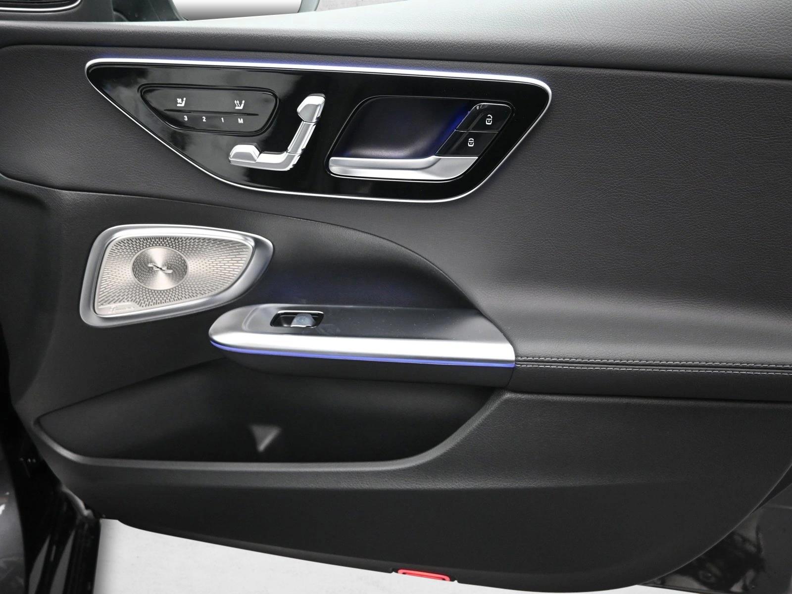 2025 MERCEDES-BENZ C-CLASS - Image 27