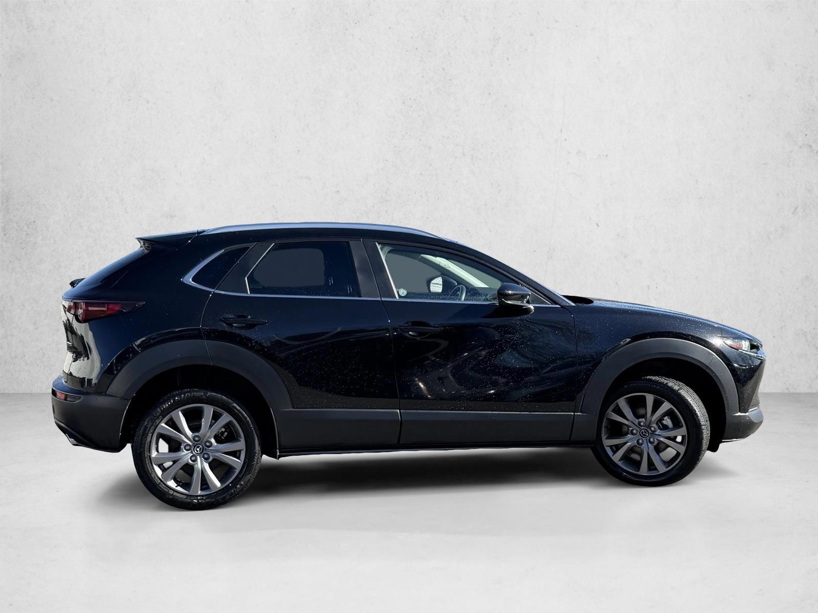 2025 MAZDA CX-30 - Image 4