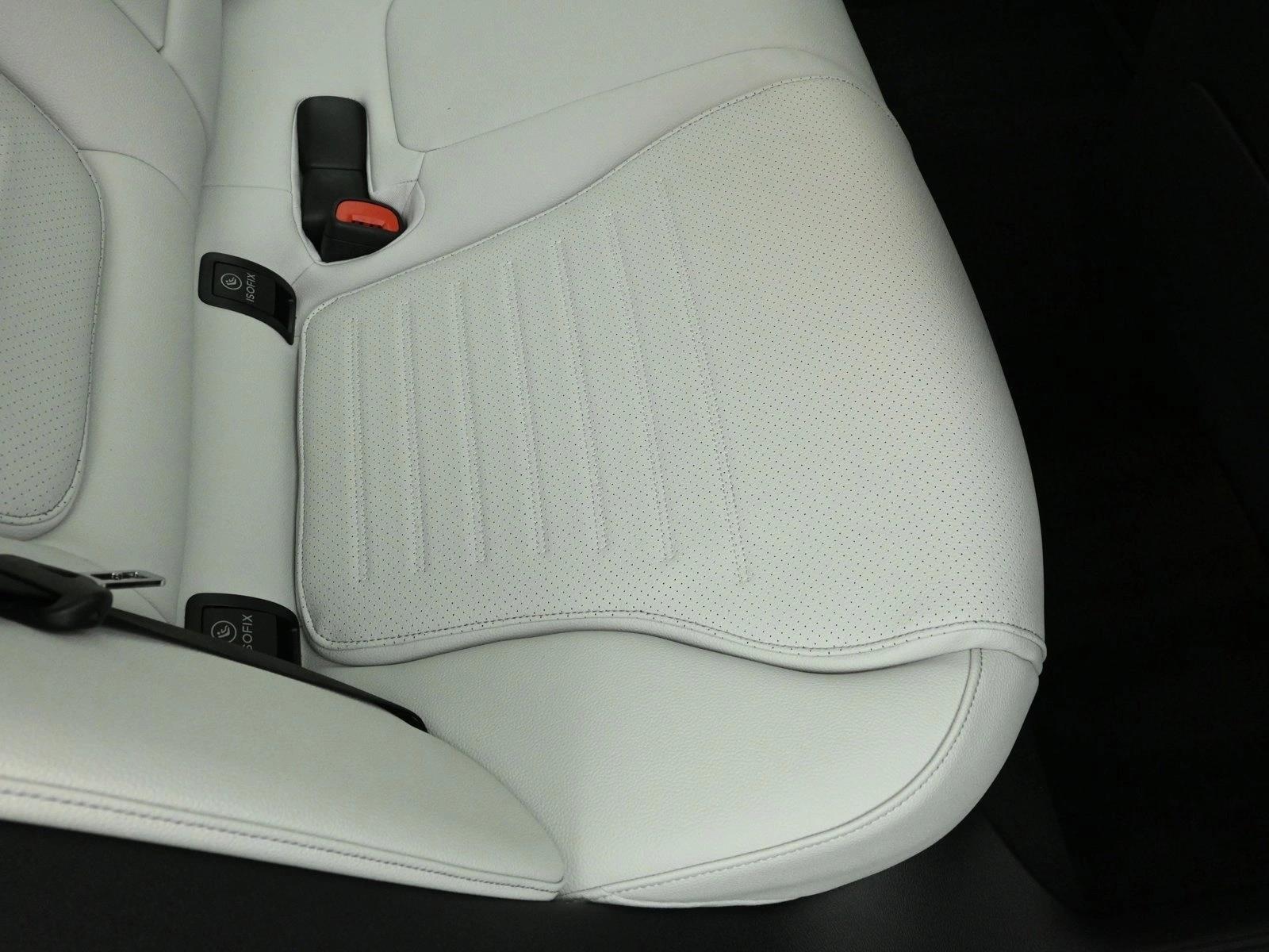 2025 MERCEDES-BENZ C-CLASS - Image 27