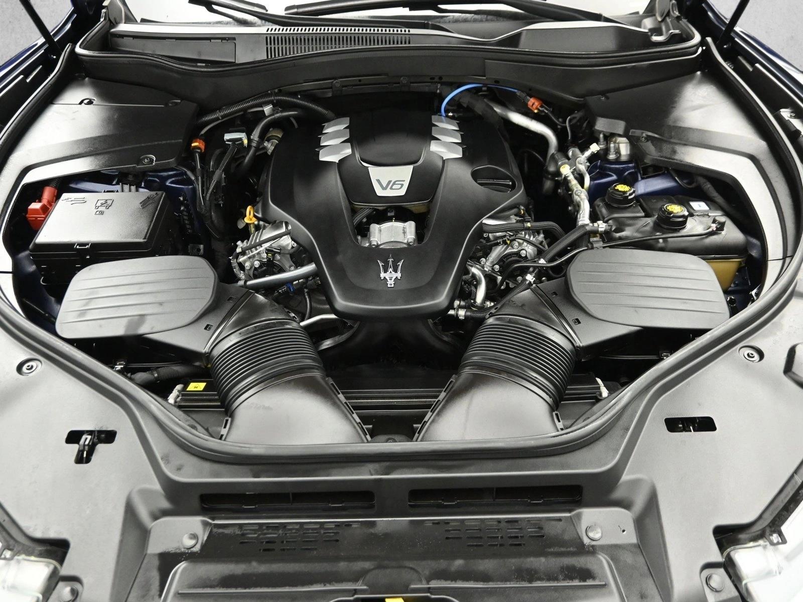 2021 MASERATI LEVANTE - Image 29