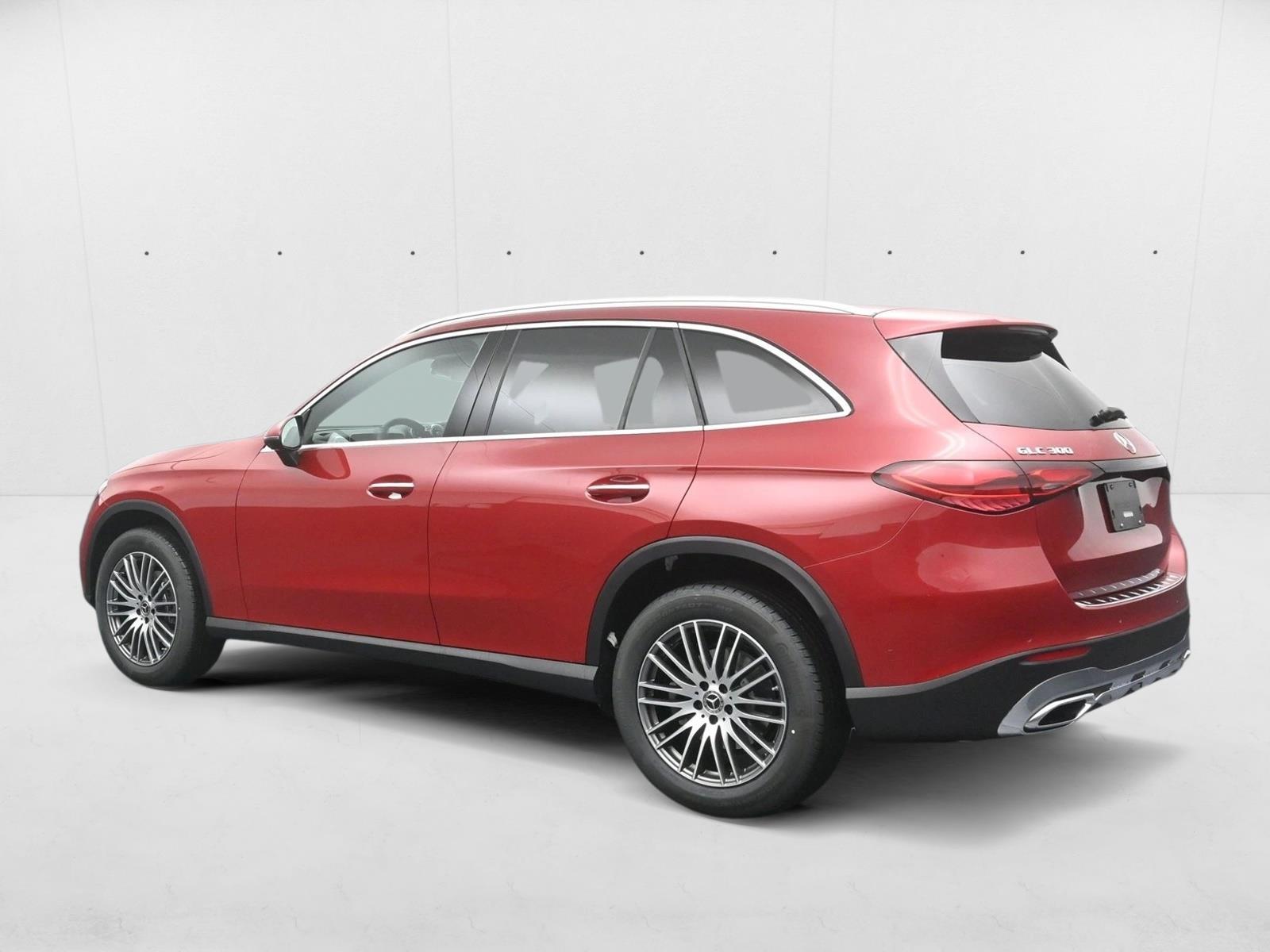 2025 Mercedes Benz GLC 300 4MATIC photo 3