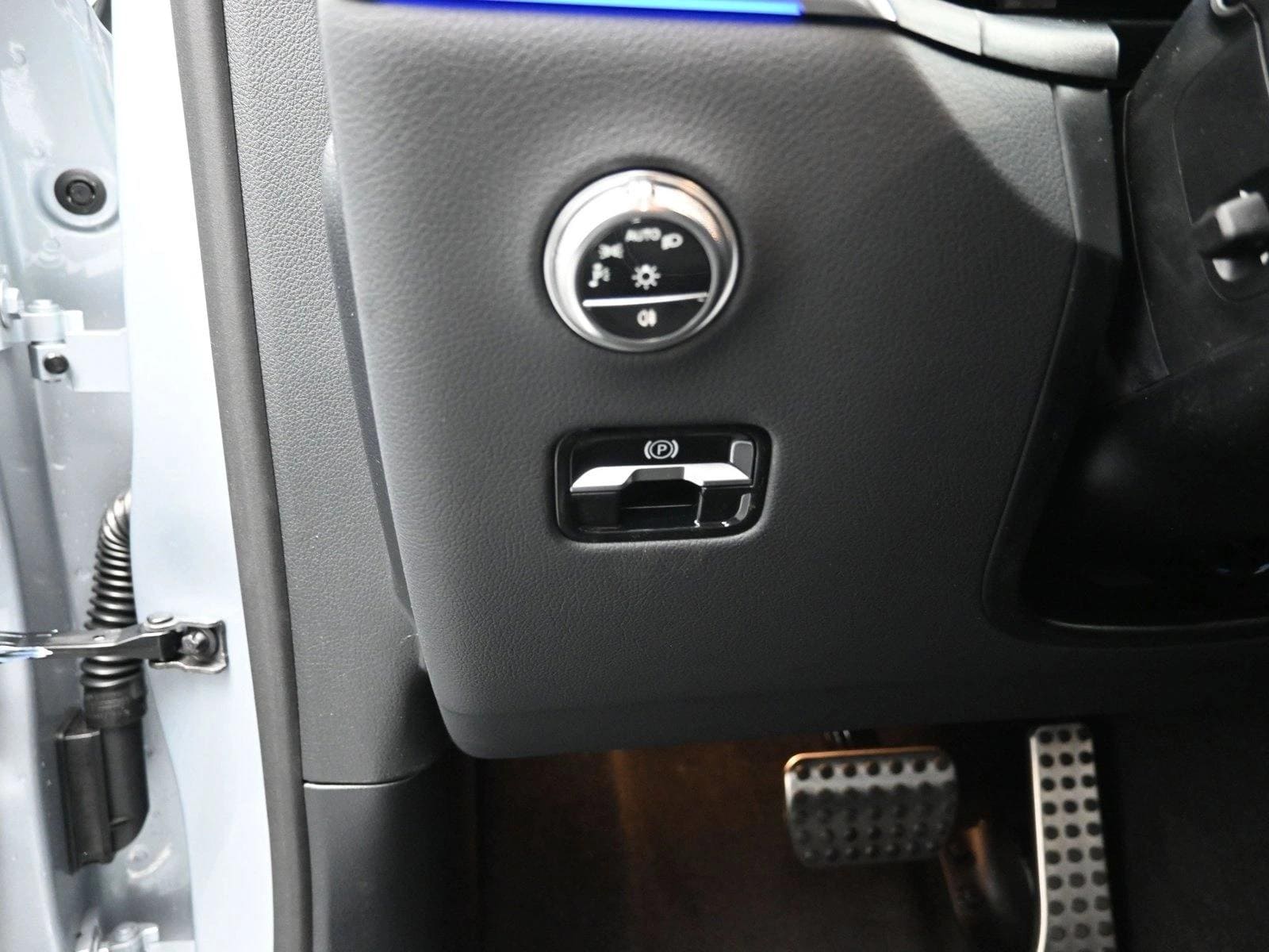 2025 MERCEDES-BENZ GLC-CLASS - Image 16