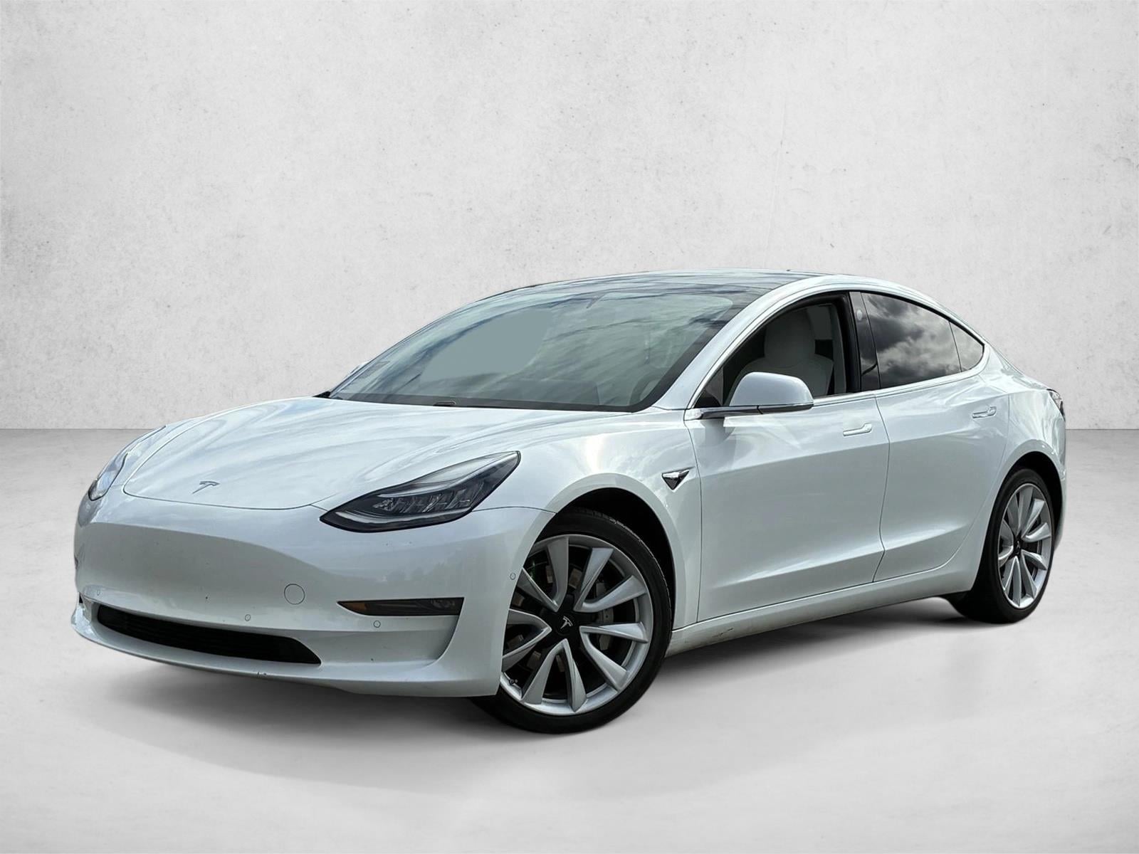 Used 2020 Tesla Model 3 Base with VIN 5YJ3E1EB3LF622340 for sale in Naperville, IL