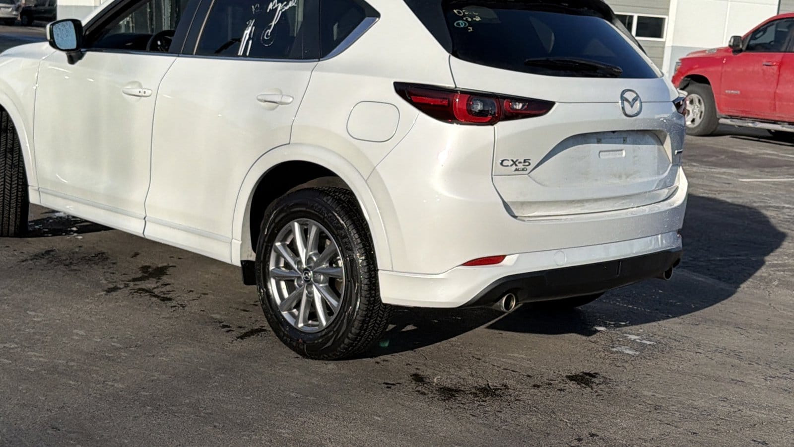 2025 MAZDA CX-5 - Image 7