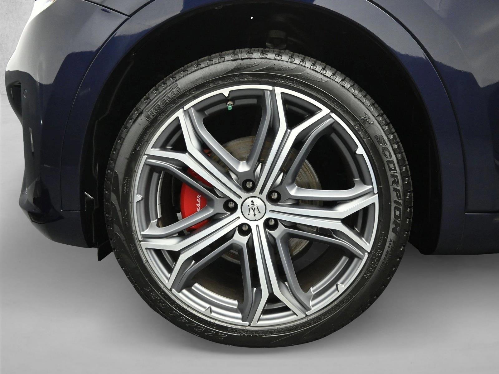 2021 MASERATI LEVANTE - Image 30