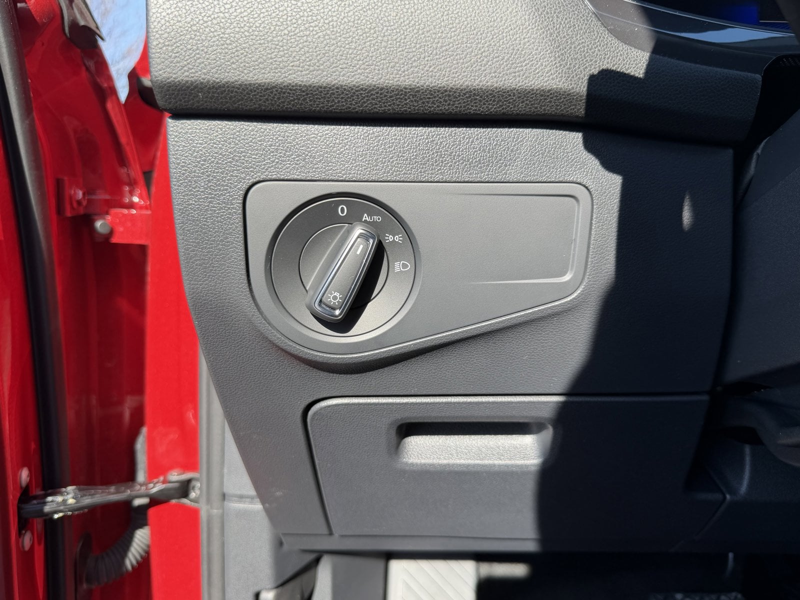 2024 VOLKSWAGEN TIGUAN - Image 13