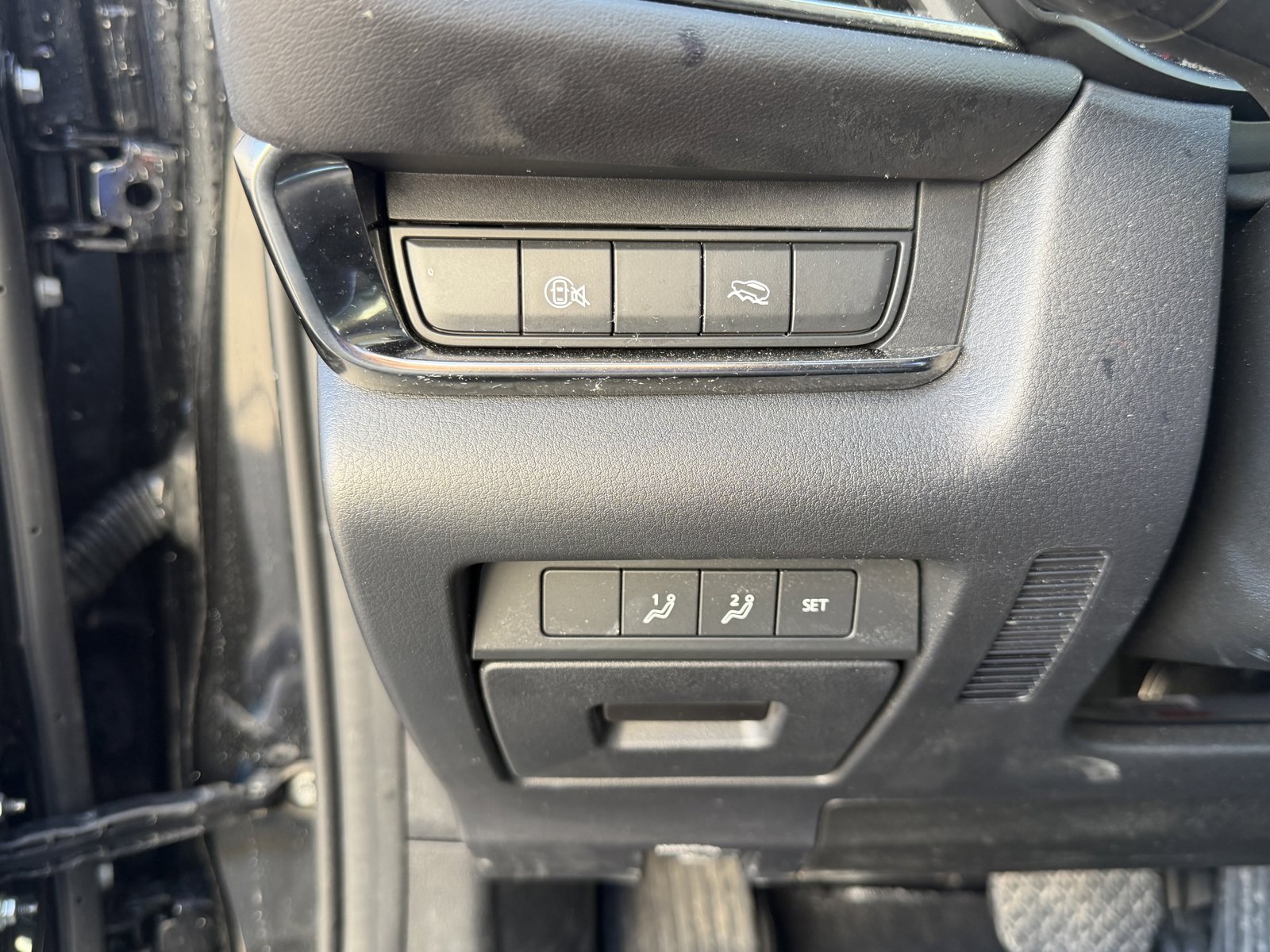 2025 MAZDA CX-30 - Image 11