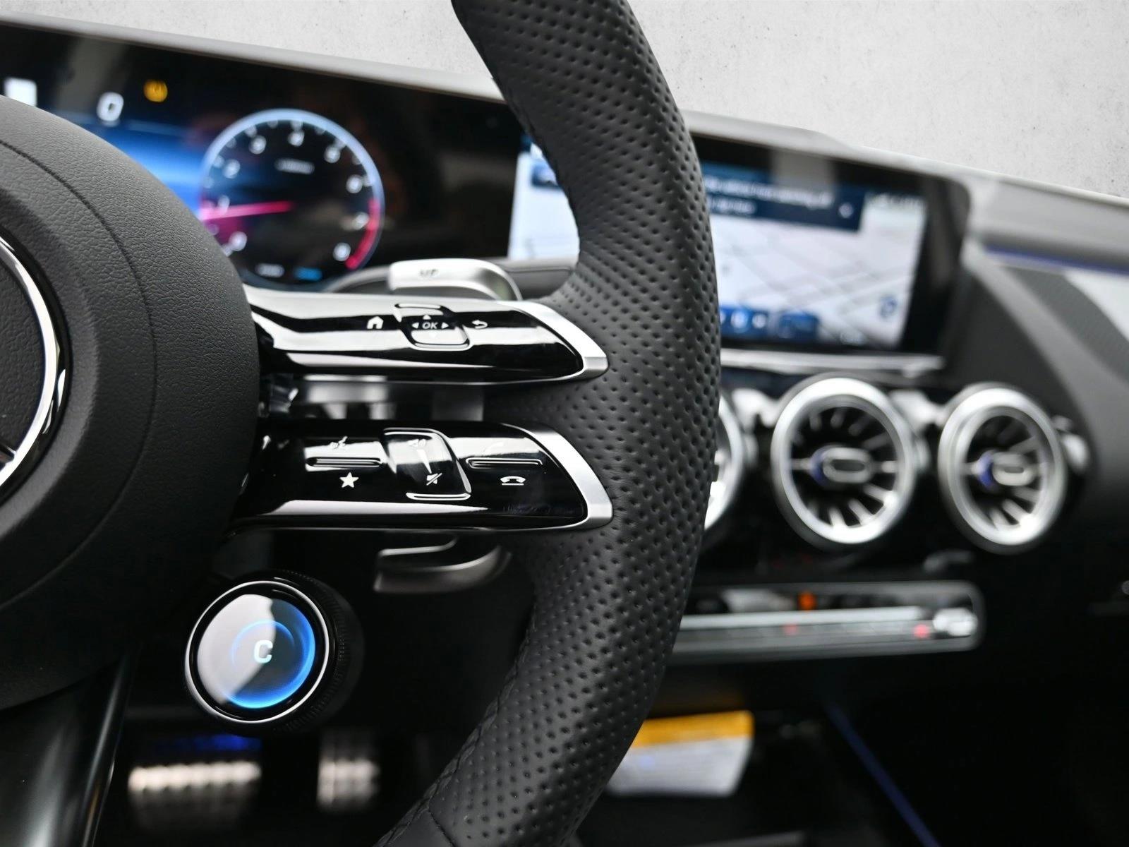 2025 MERCEDES-BENZ GLA-CLASS - Image 17