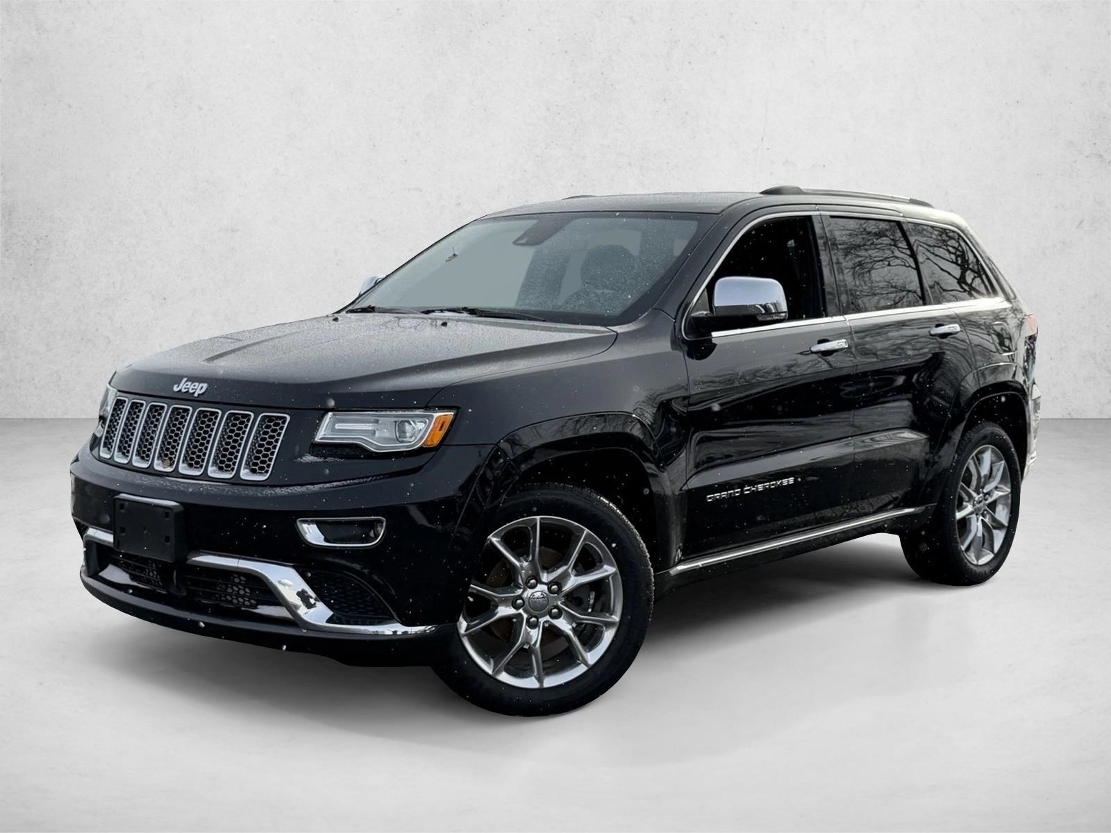 2015 Jeep Grand Cherokee Summit's photo