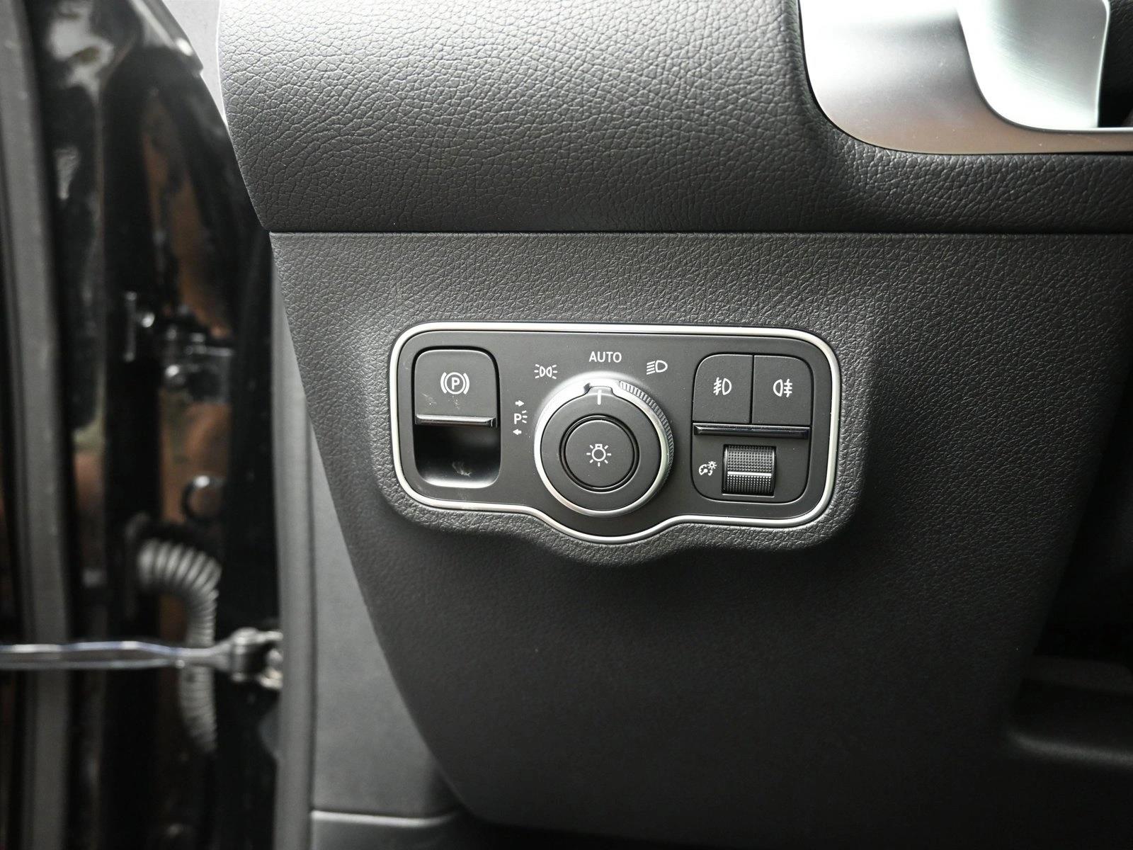 2025 MERCEDES-BENZ GLB-CLASS - Image 18