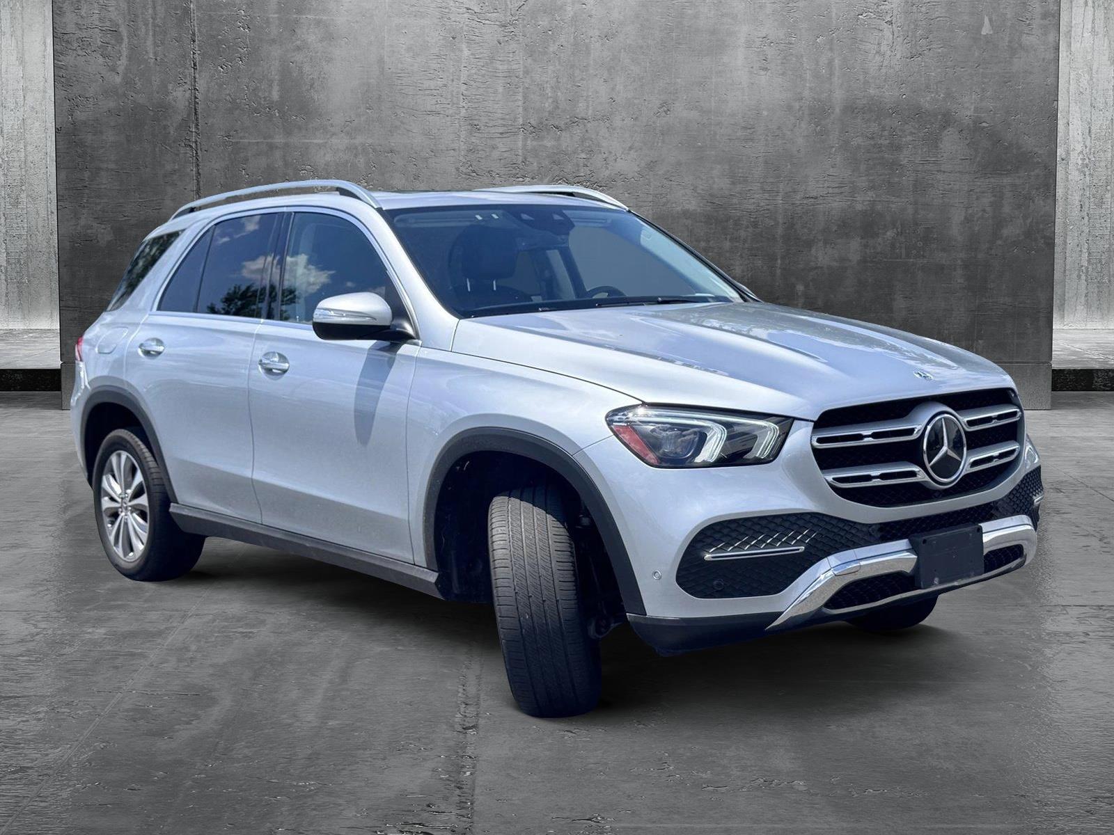 2022 Mercedes Benz GLE 350 4MATIC photo 3