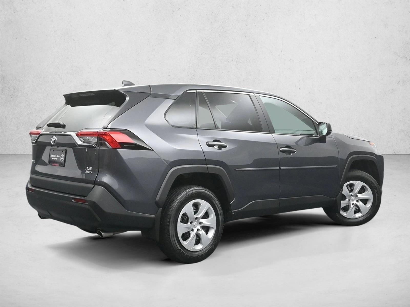 2022 TOYOTA RAV4 - Image 2