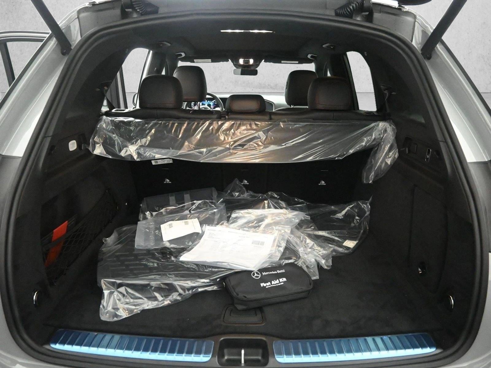 2026 Mercedes-Benz GLE AMG GLE63 S - Photo 24