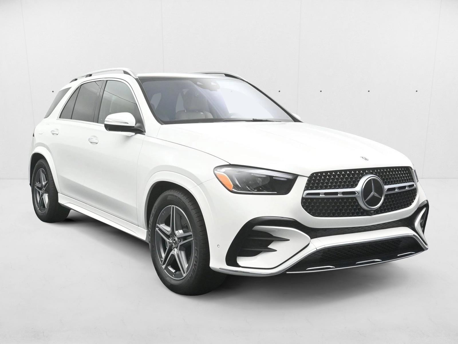 2026 Mercedes Benz GLE 580 4MATIC photo 3