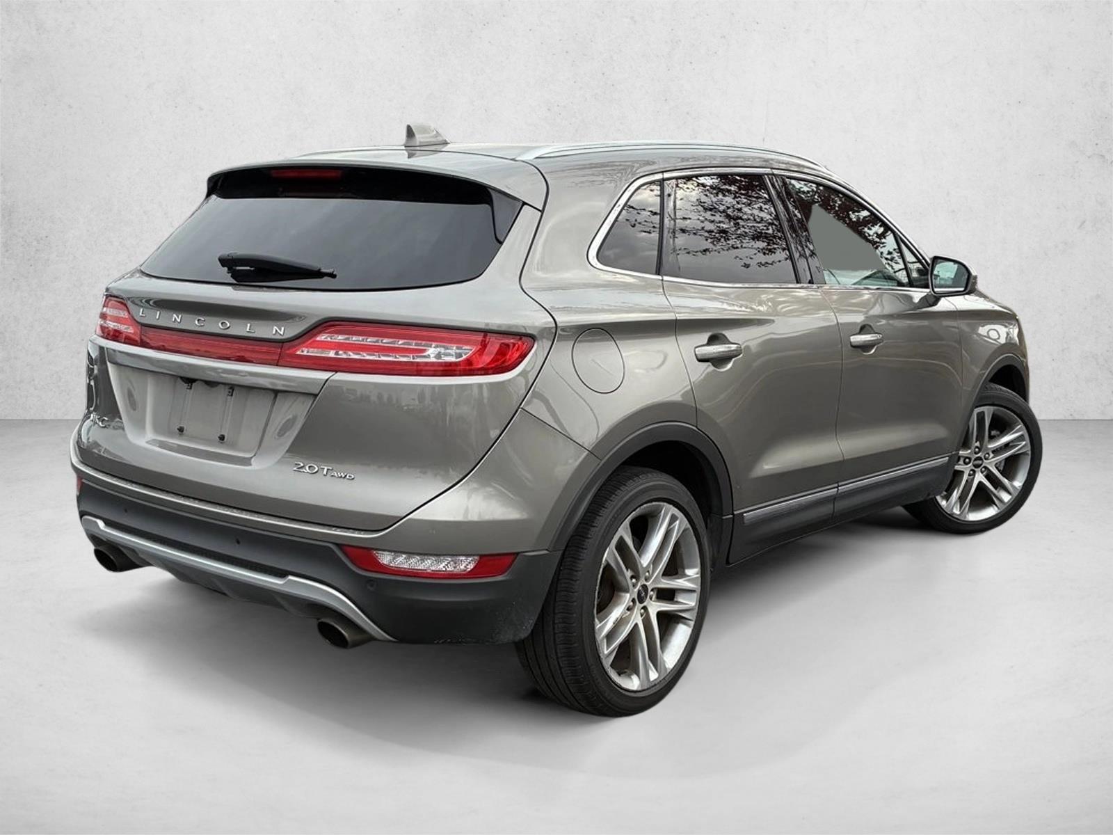 2017 Lincoln MKC Reserve photo 3