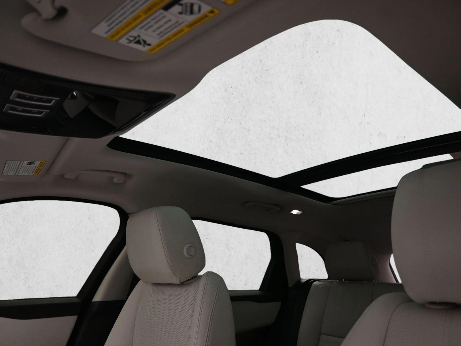 2020 LAND ROVER RANGE ROVER VELAR - Image 19