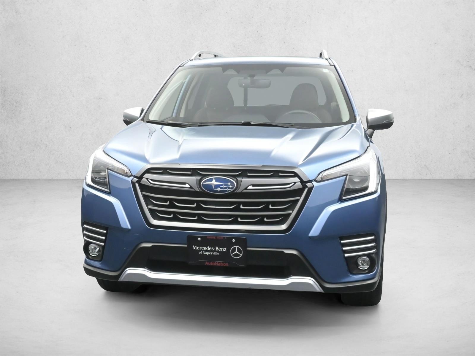 2023 Subaru Forester Touring photo 3