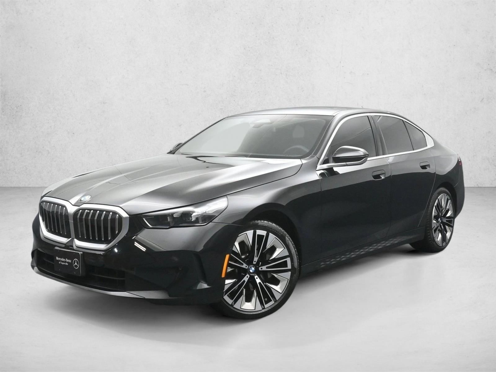 2025 BMW 5 Series 530i's photo