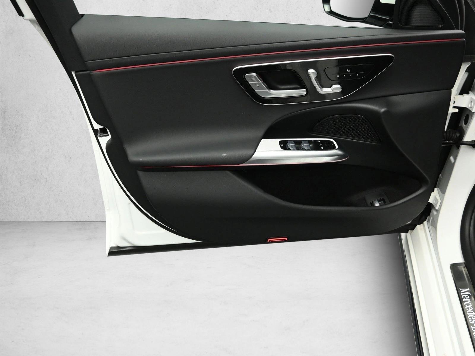 2025 MERCEDES-BENZ E-CLASS - Image 19