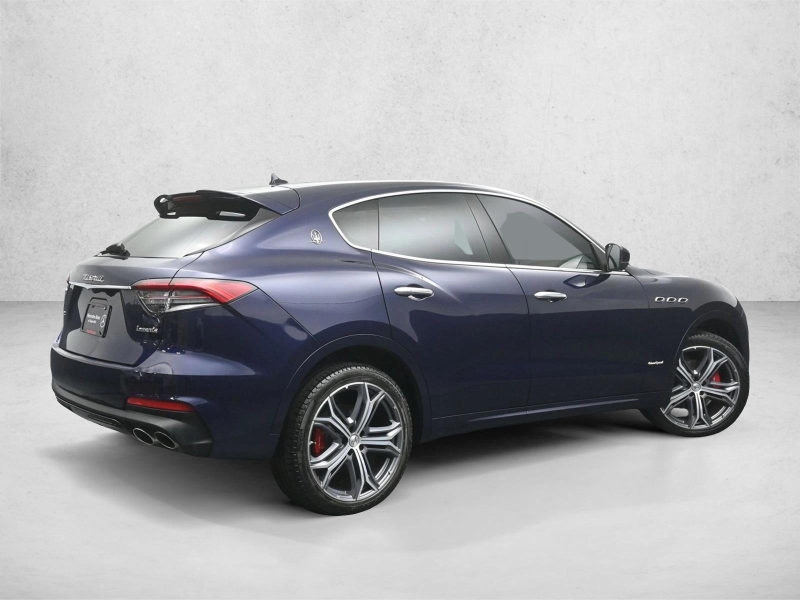 2021 MASERATI LEVANTE - Image 2