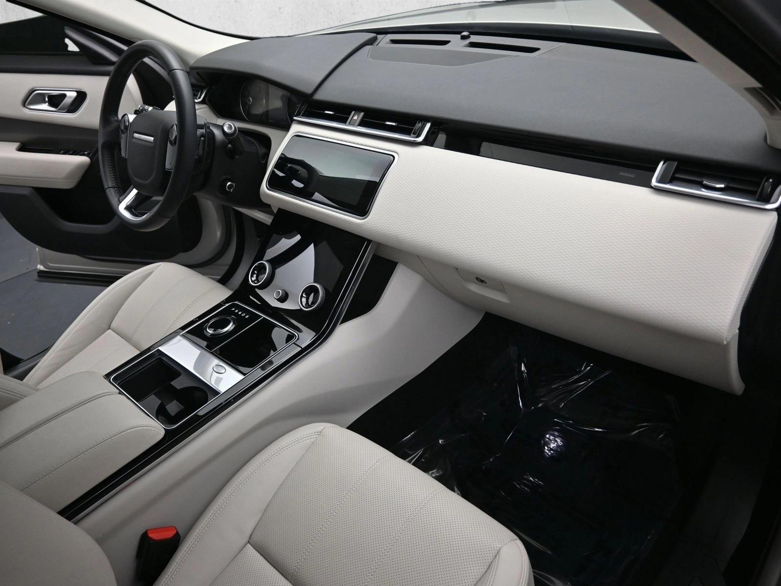 2020 LAND ROVER RANGE ROVER VELAR - Image 29