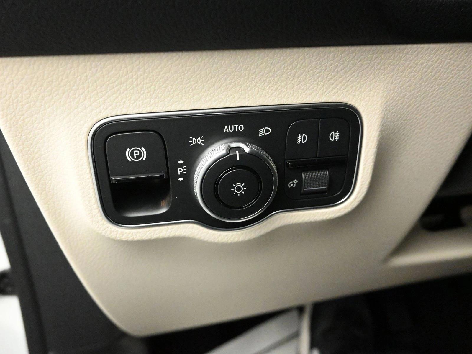 2025 MERCEDES-BENZ GLB-CLASS - Image 18