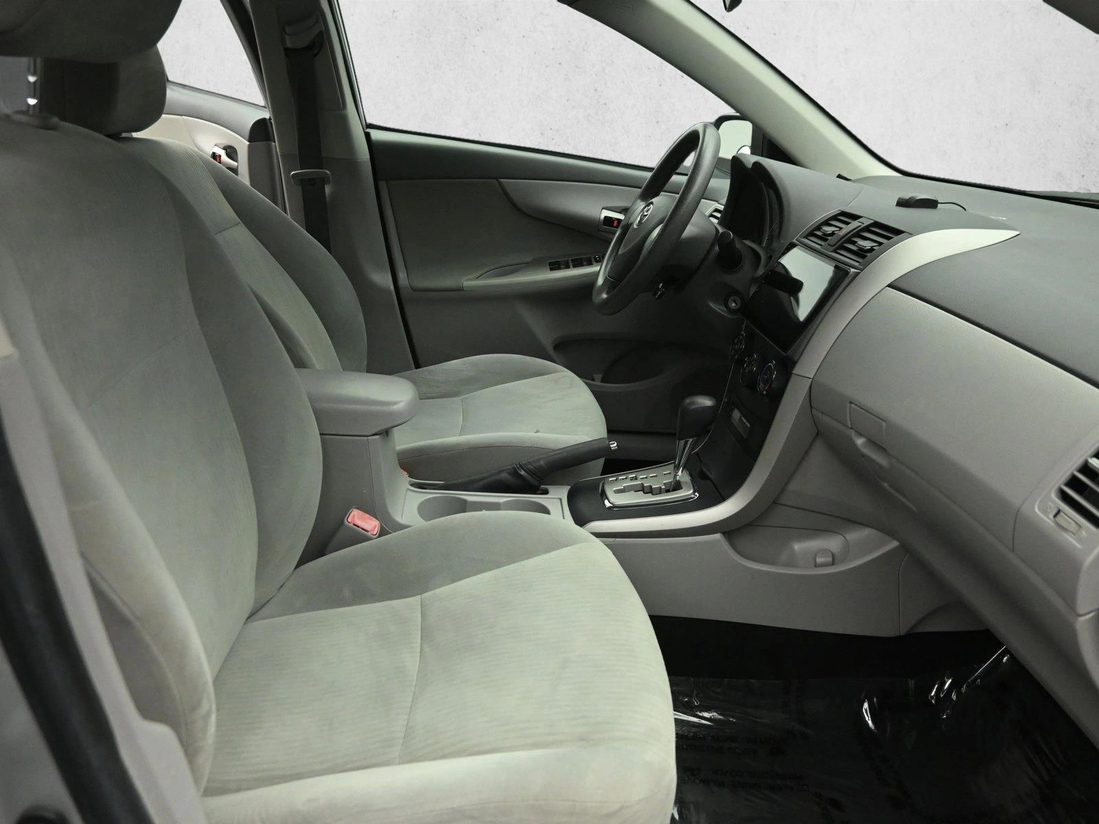 2010 TOYOTA COROLLA - Image 22