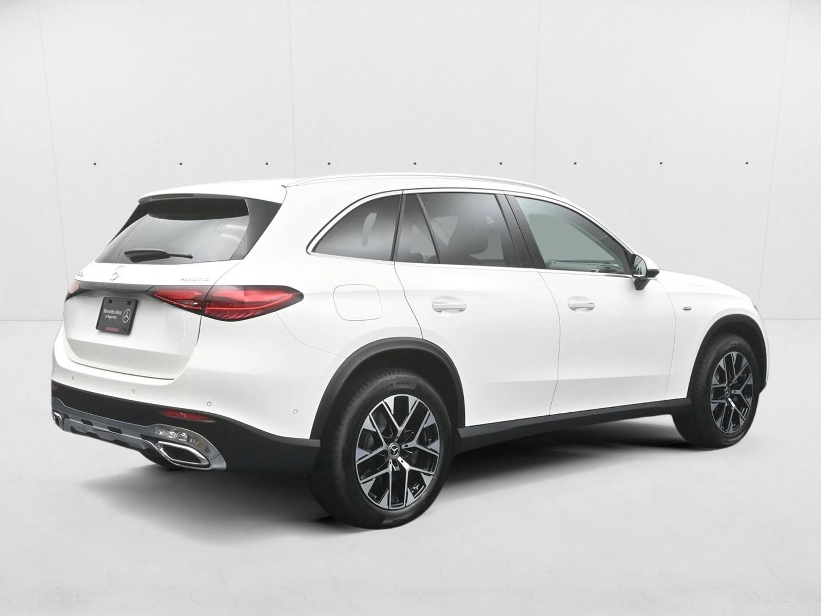 2025 Mercedes Benz GLC 350e 4MATIC photo 2
