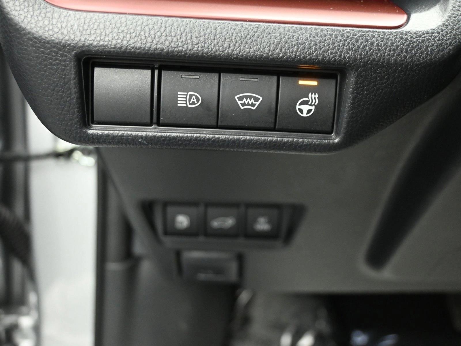 2026 TOYOTA PRIUS PRIME (PHEV) - Image 10