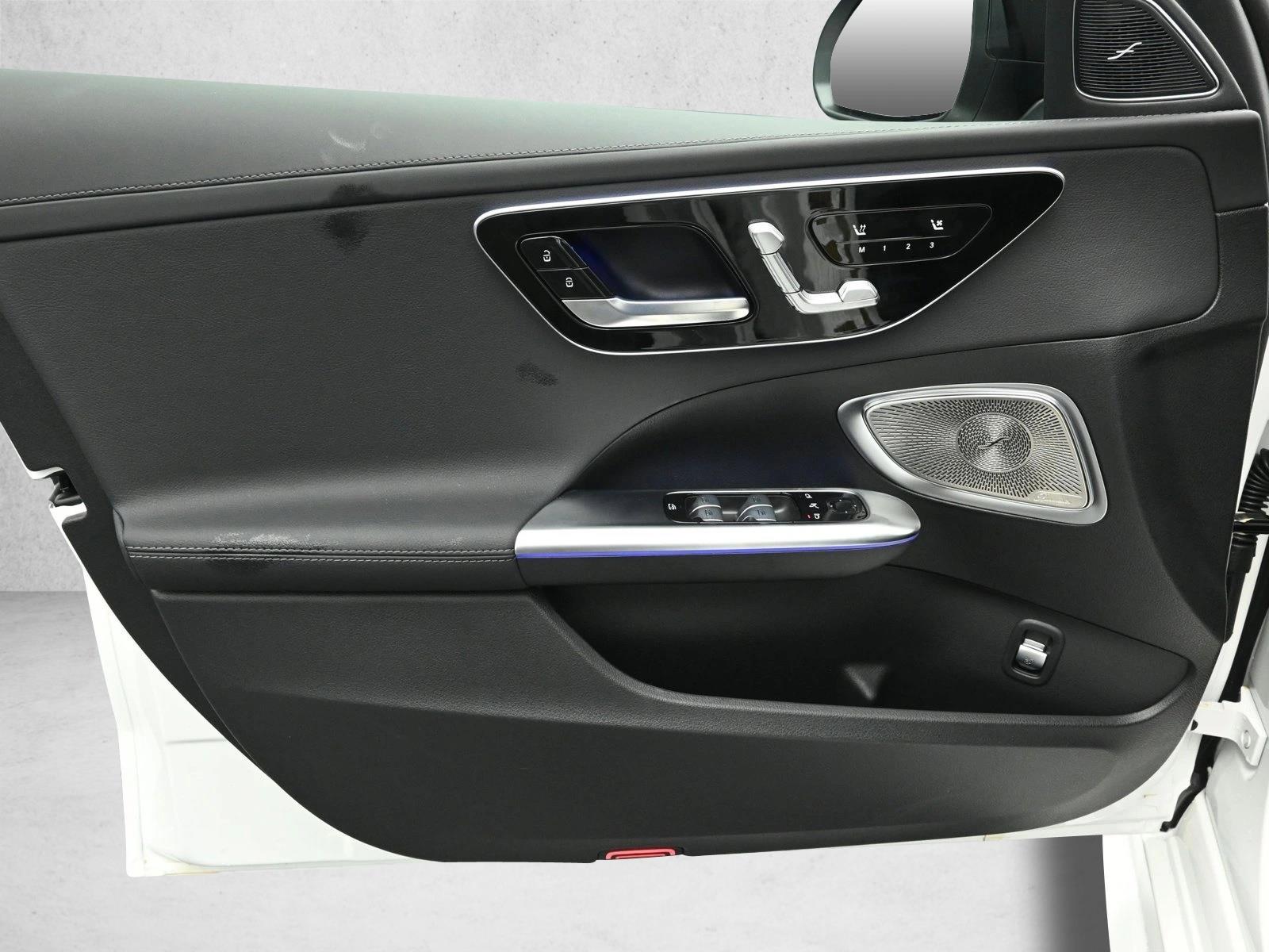 2025 MERCEDES-BENZ C-CLASS - Image 18