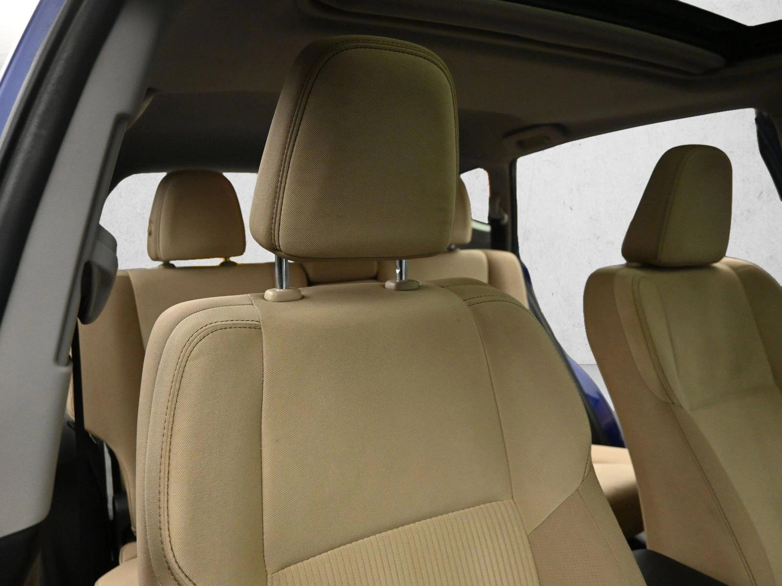 2015 TOYOTA RAV4 - Image 26