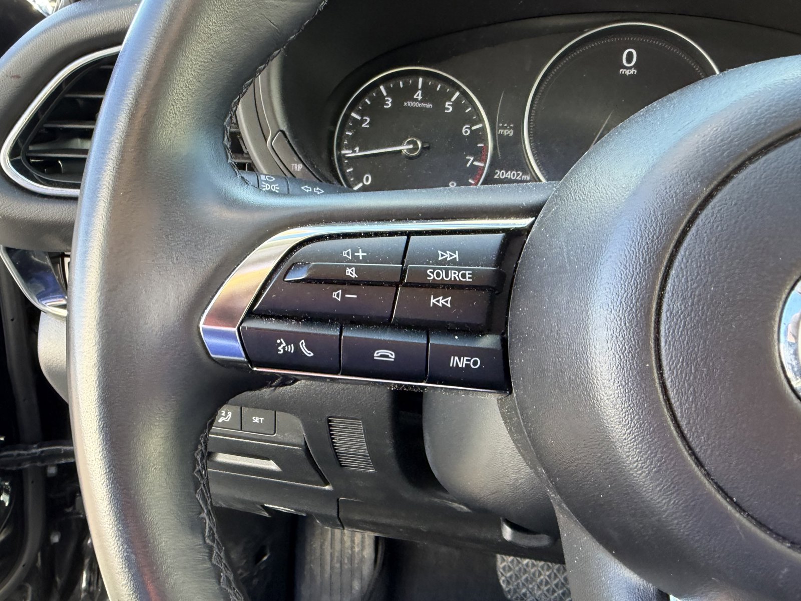 2025 MAZDA CX-30 - Image 13