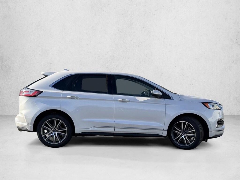 Used 2019 Ford Edge Titanium SUV