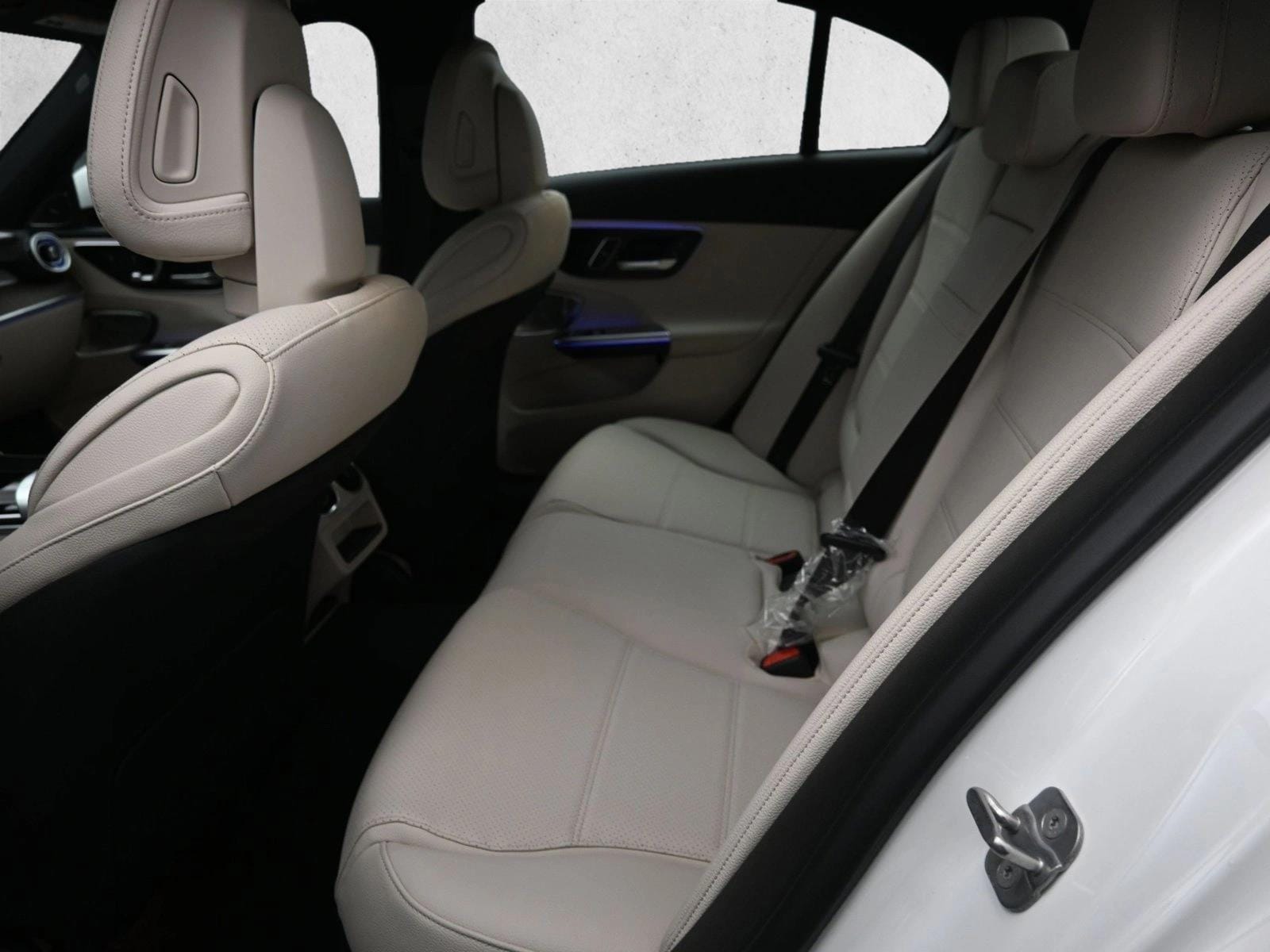 2025 MERCEDES-BENZ C-CLASS - Image 19