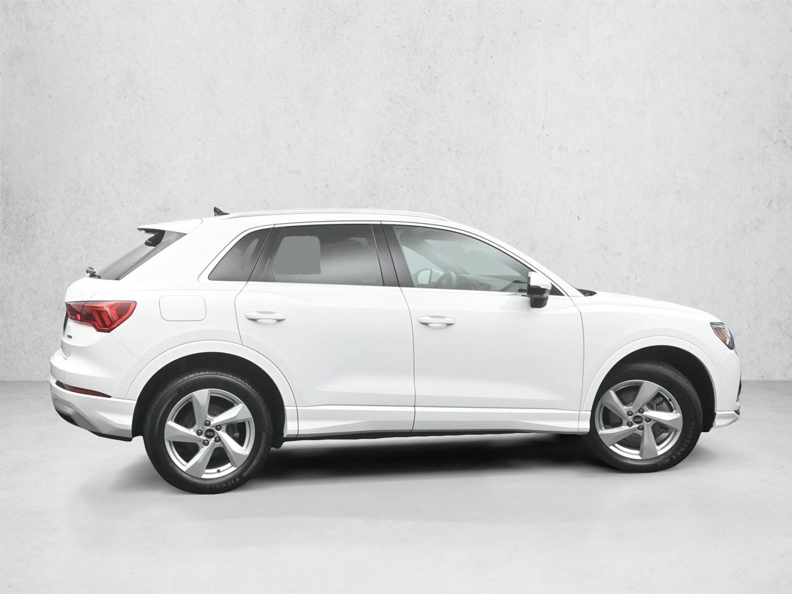 2022 AUDI Q3 - Image 7