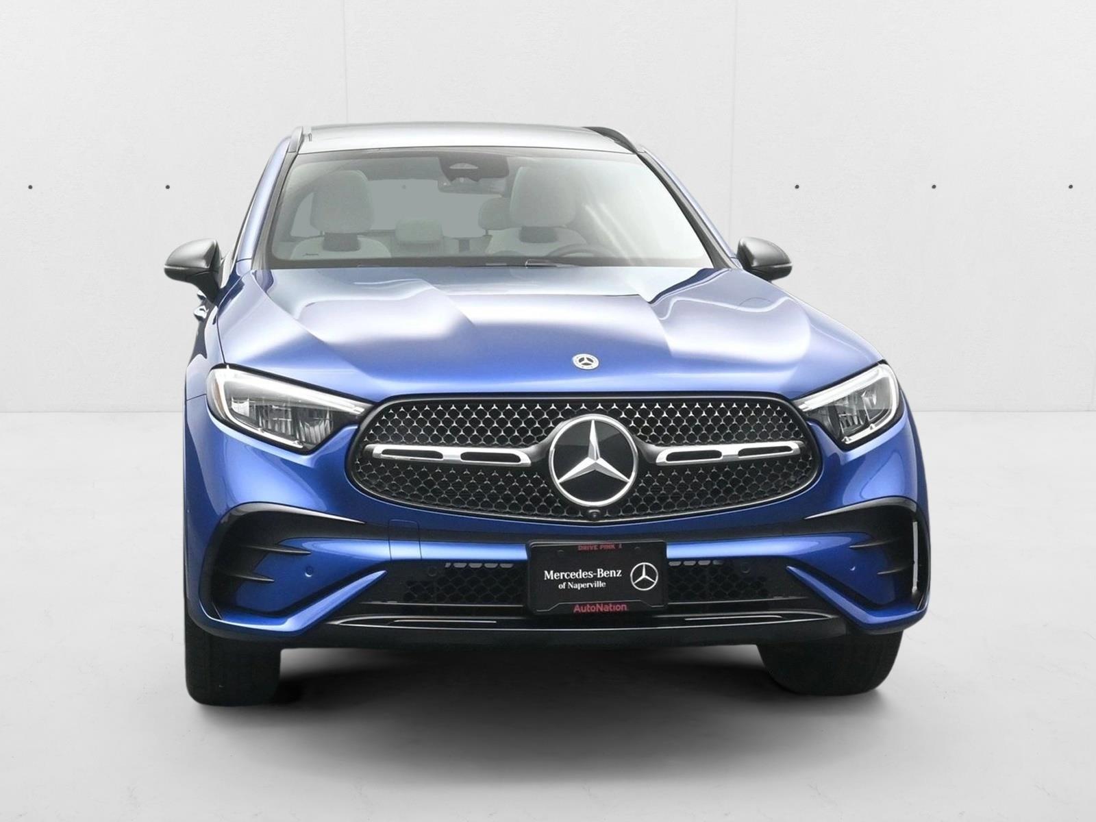 2025 Mercedes Benz GLC 300 4MATIC photo 2