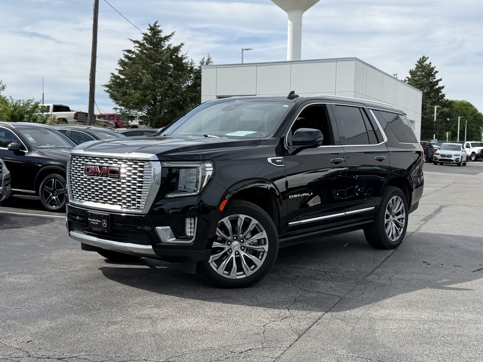 2023 GMC Yukon 4WD Denali's photo