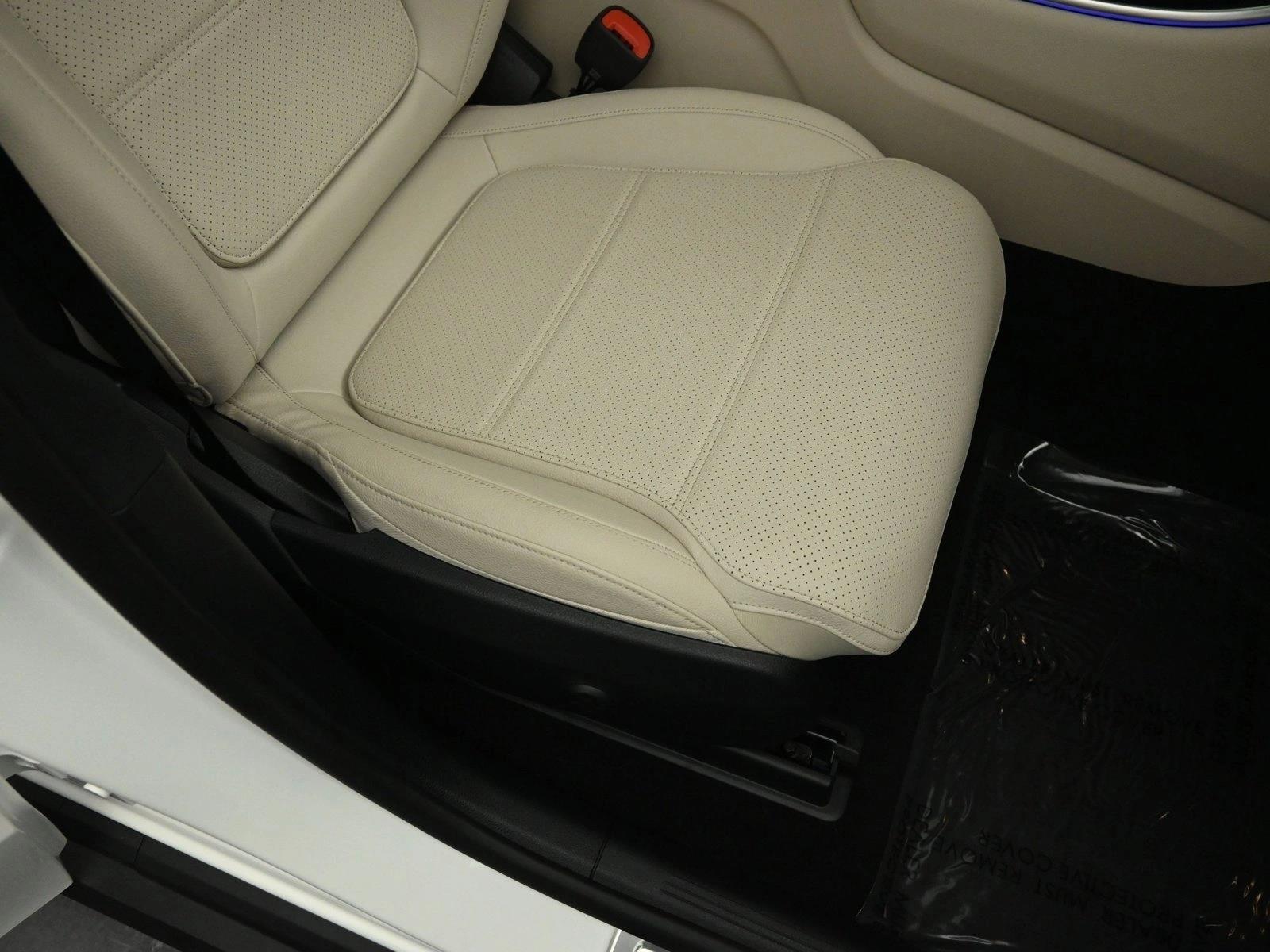 2025 MERCEDES-BENZ GLC-CLASS - Image 30