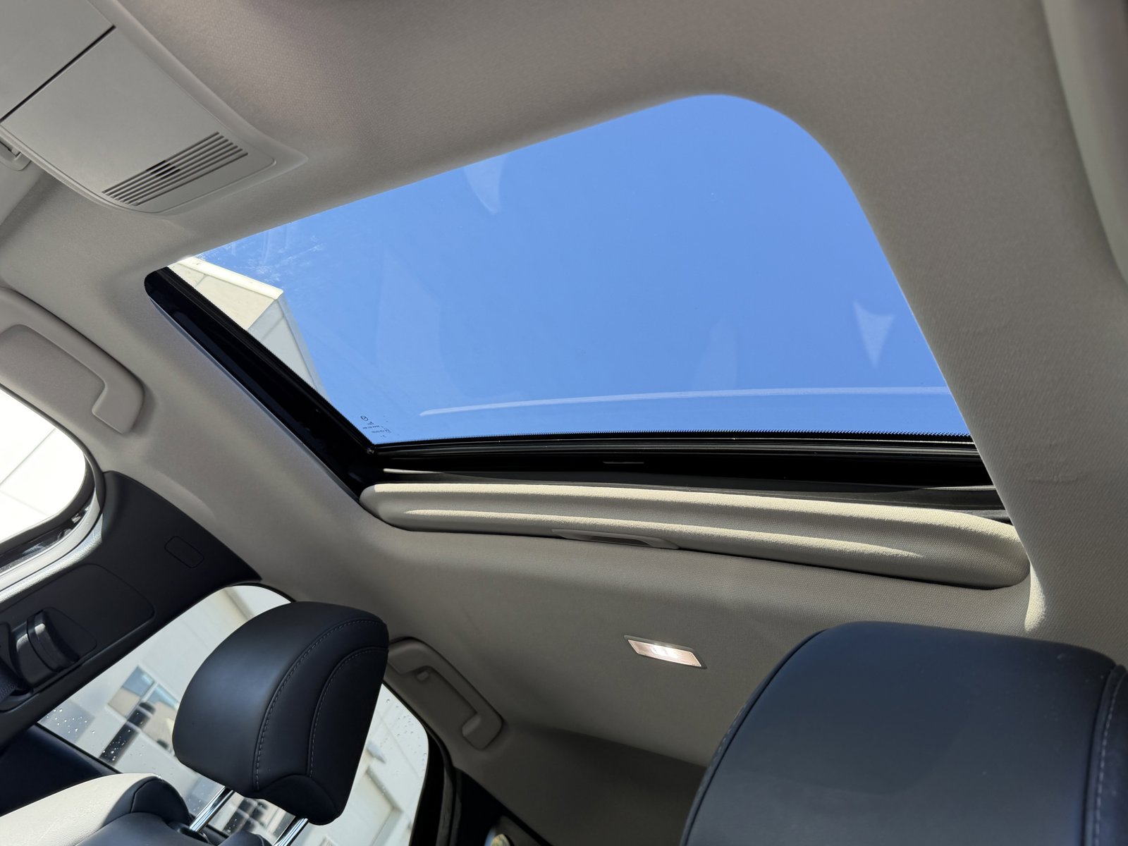 2025 MAZDA CX-30 - Image 17