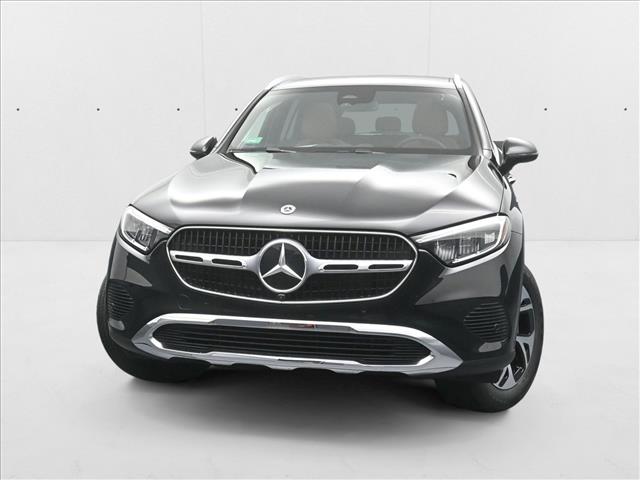 2025 Mercedes Benz GLC 350e 4MATIC photo 2