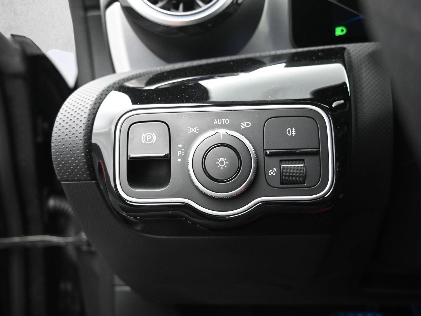 2025 MERCEDES-BENZ CLA-CLASS - Image 19