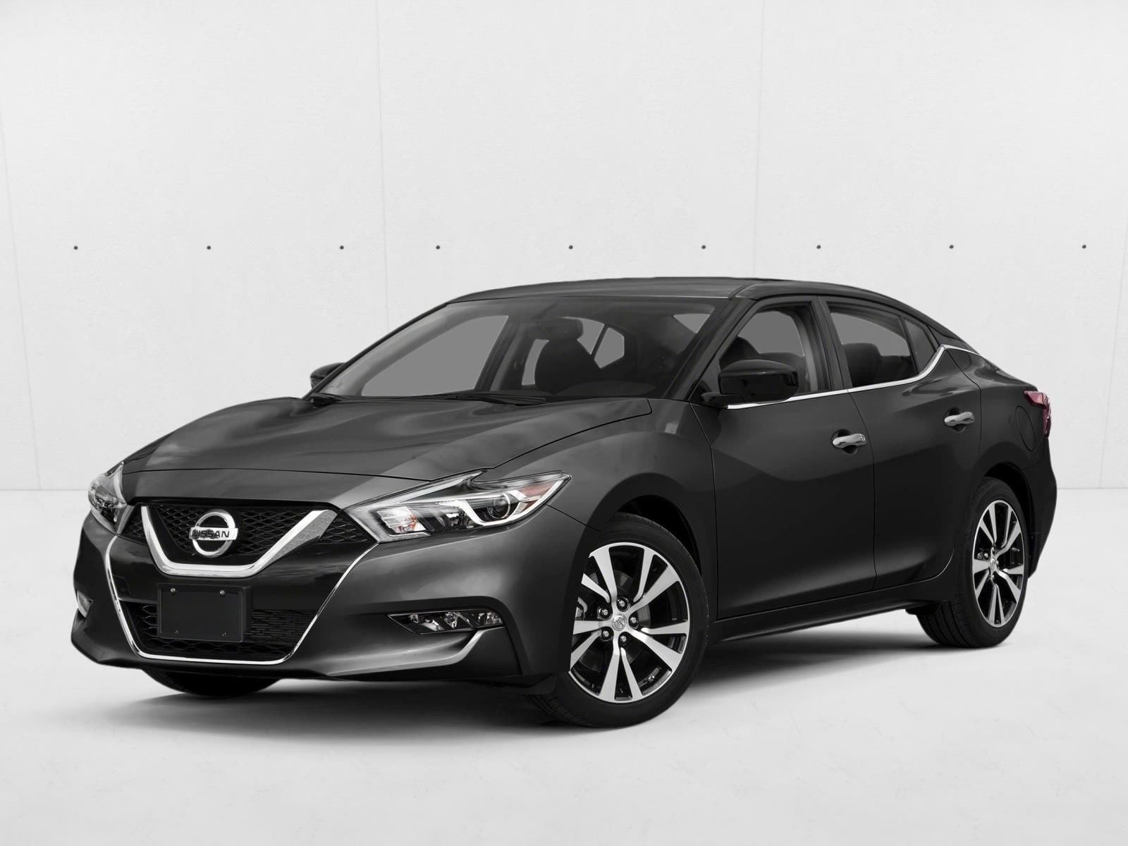 2018 Nissan Maxima S's photo